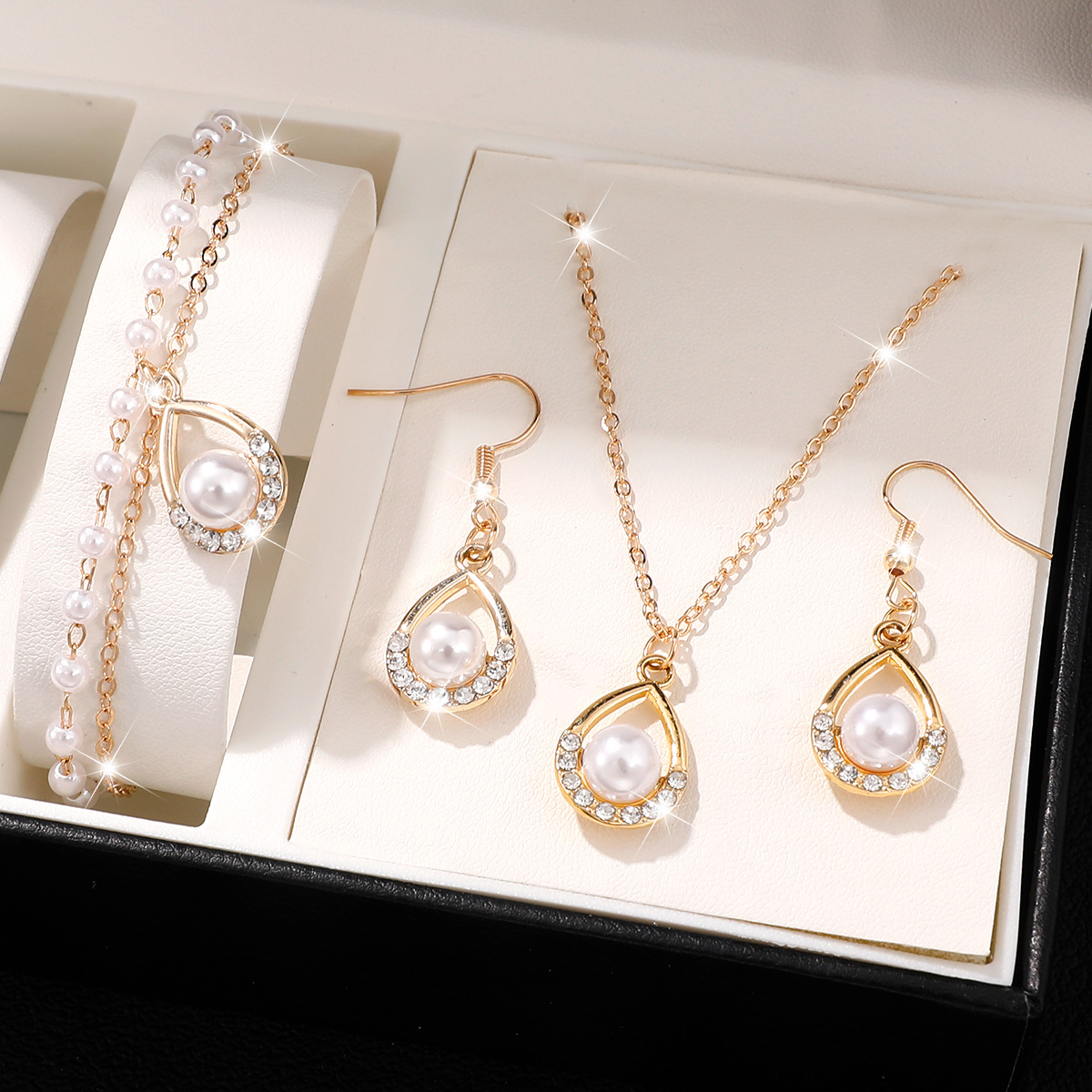 Resin Art Necklace - 4Pcs Women Teardrop Pearl Rhinestone Jewelry