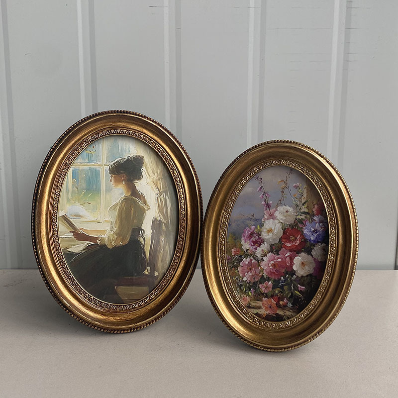 Vintage European Relief Golden - Resin Art Gallery 评论和价格