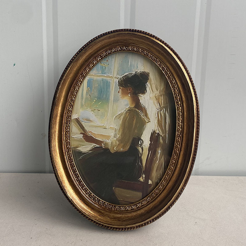 Vintage European Relief Golden - Resin Art Gallery 评论和价格