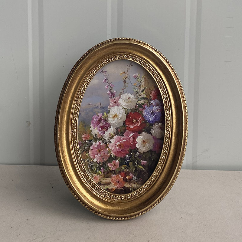 Vintage European Relief Golden - Resin Art Gallery 评论和价格