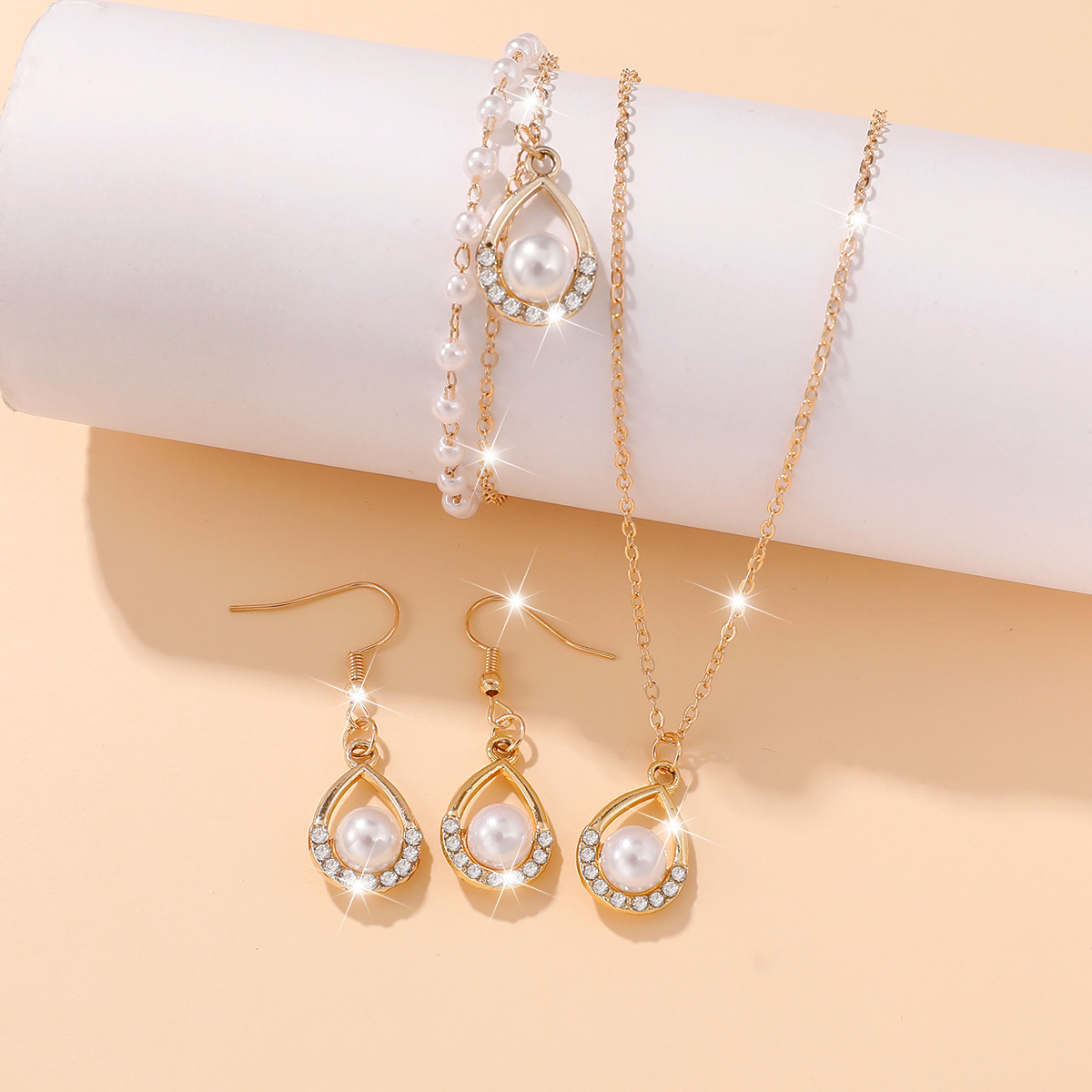 4Pcs Women Teardrop Pearl Rhin - Resin Art Necklace 评论和价格