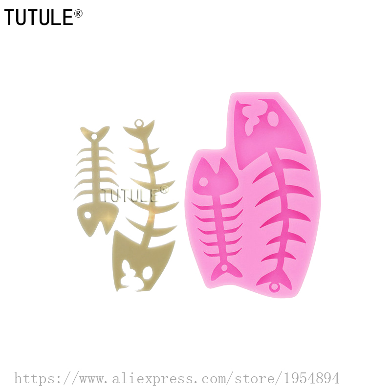 Shiny Fish Skeleton Keychain M - Resin Art Necklace 评论和价格