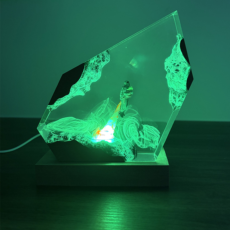 Sci-fi Anime Figure Organism R - Resin Art Light 评论和价格